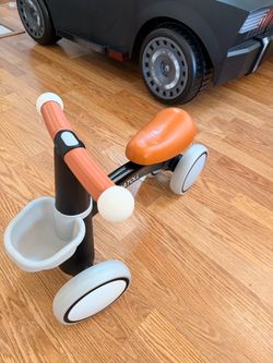 Baby balance bike