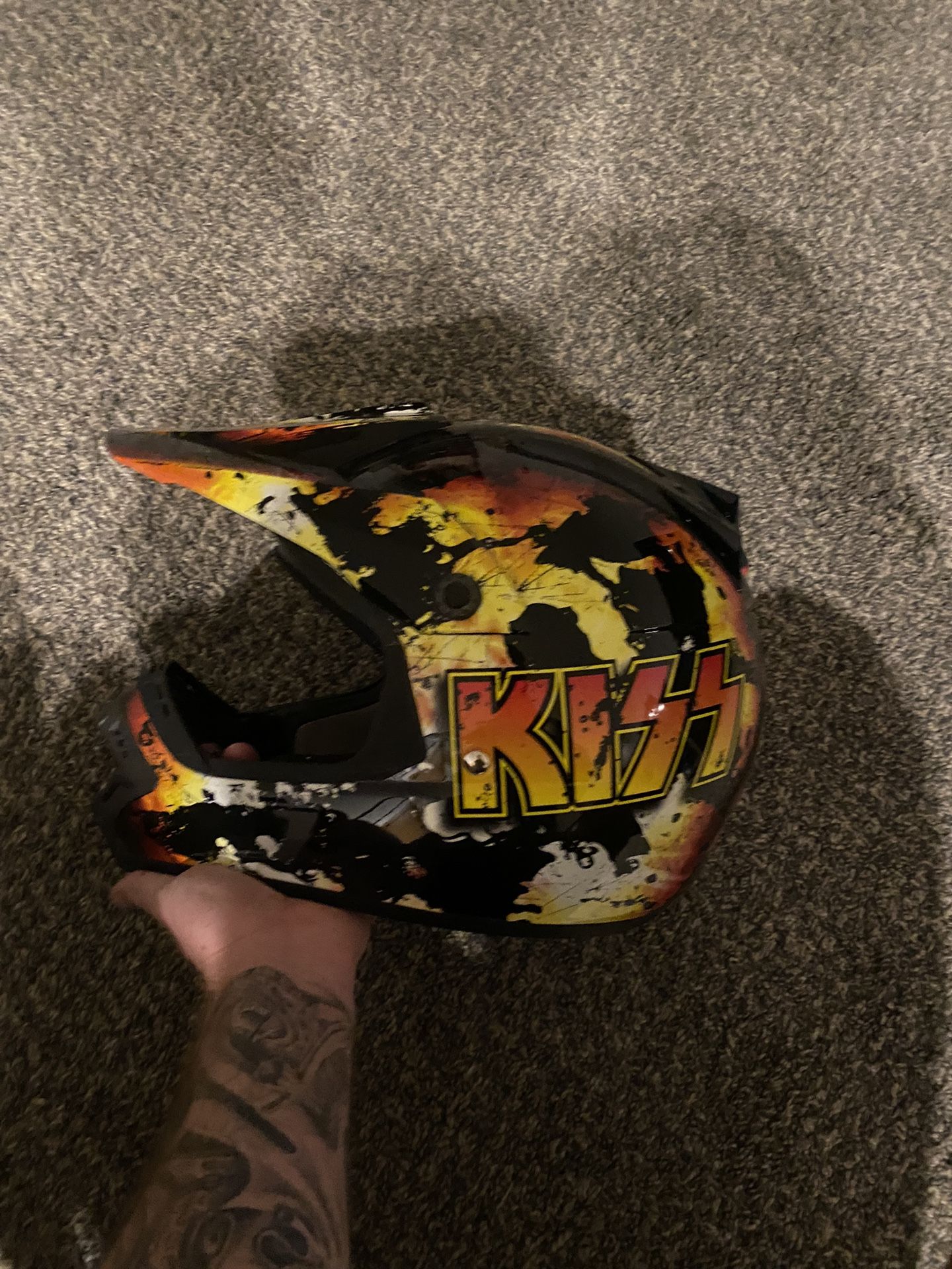 KISS MOTO HELMET