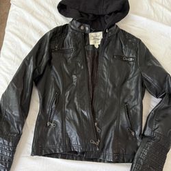 Women’s Faux Leather Size S 