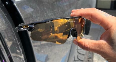 oakley  shades sport