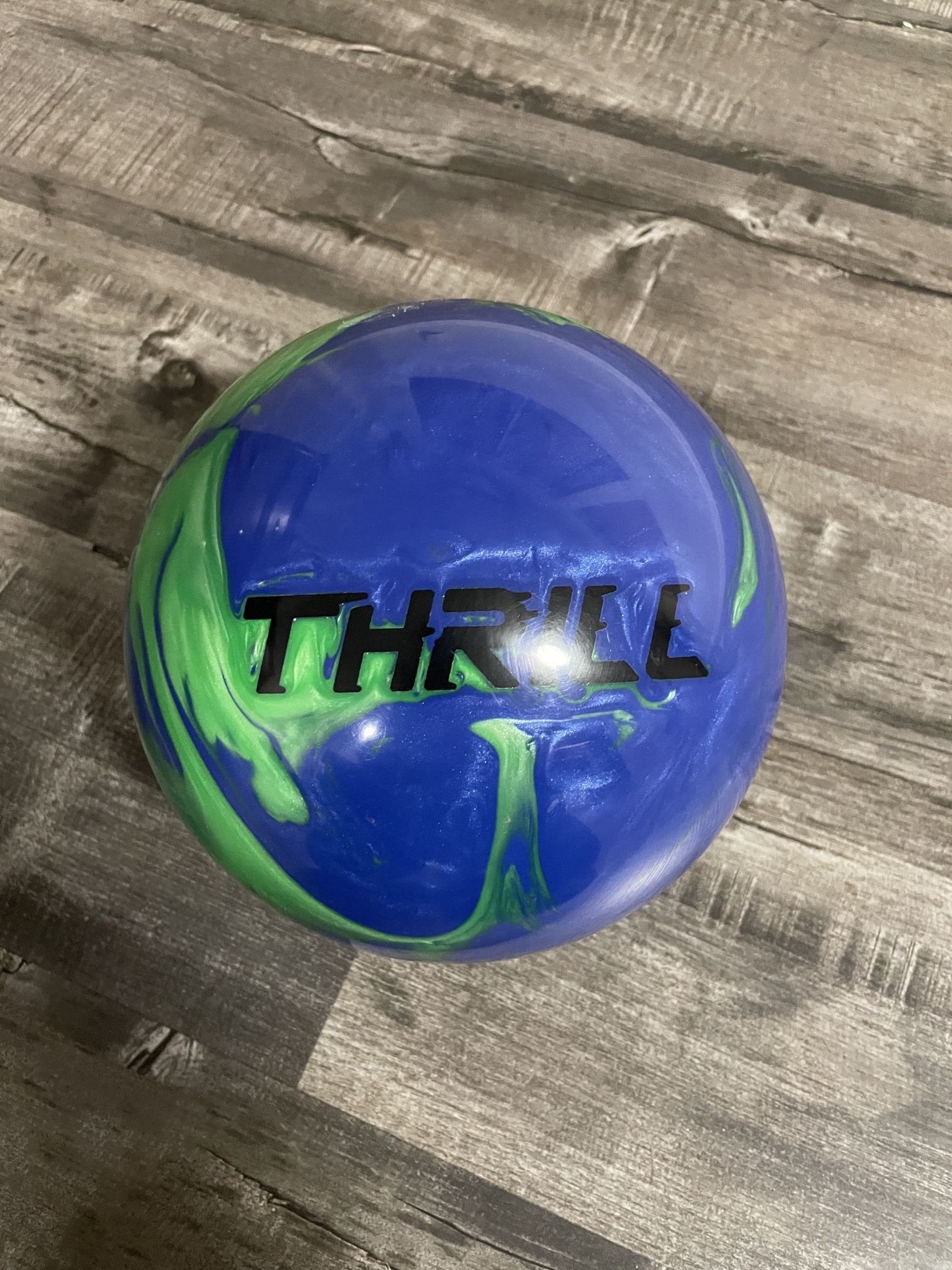 Motiv Top Thrill 15lb Bowling Ball for Sale in Montclair, CA - OfferUp