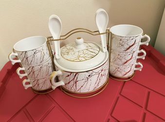 Soup Tureen, Spoons & bowls Set