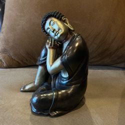 Gautama Buddha statu