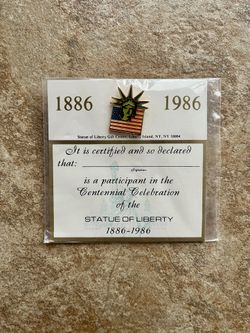 Statue of Liberty Centennial 1986 Celebration Pin Vintage Souvenir New