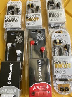 Skullcandy earphone