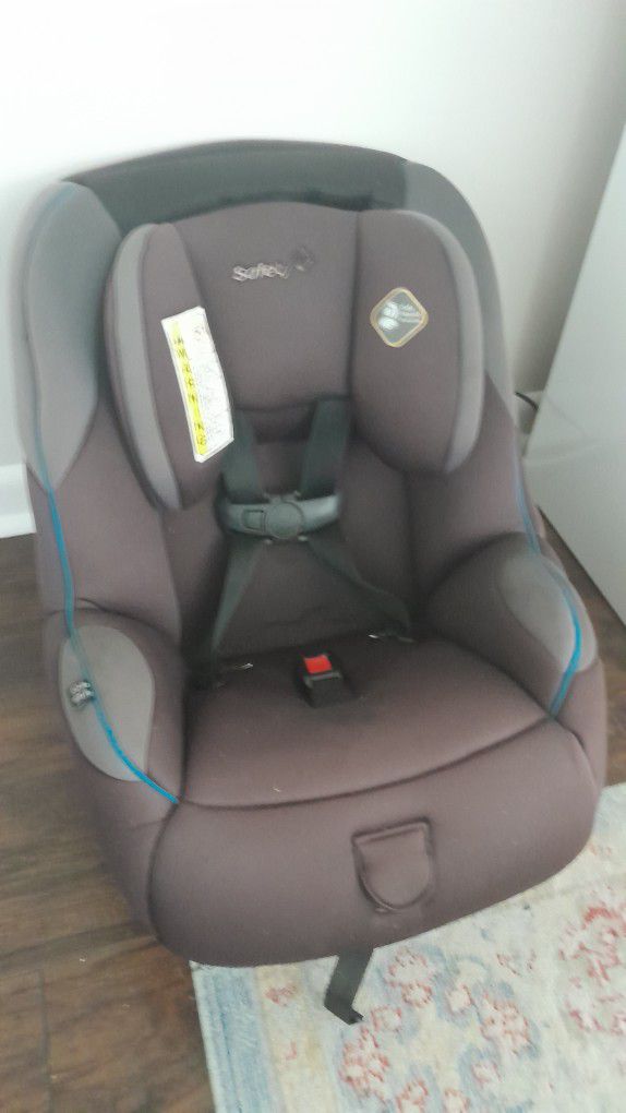 Safety First 3 in 1 Carseat