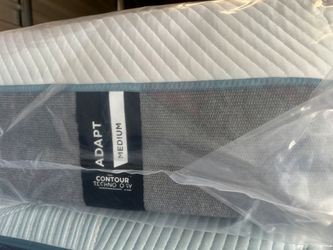 Tempurpedic queen size mattress