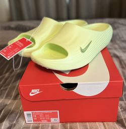 Nike ReactX Rejuven8 Slide Barely Volt