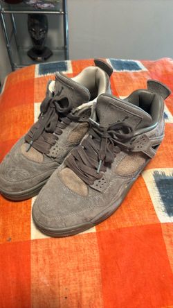 Jordan 4 KAWS
