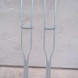 Free Crutches