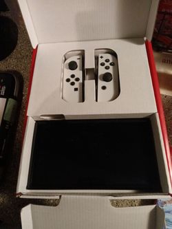 Nintendo switch OLED Bundle