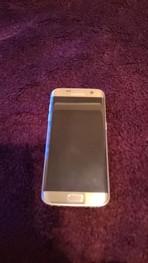 Photo Galaxy s7 edge. Used but in excellent condition. Never been dropped and has no scratches. Has a good battery .