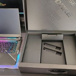 ASUS ROG STRIX SCAR G533z Laptop And Backpack/Charger