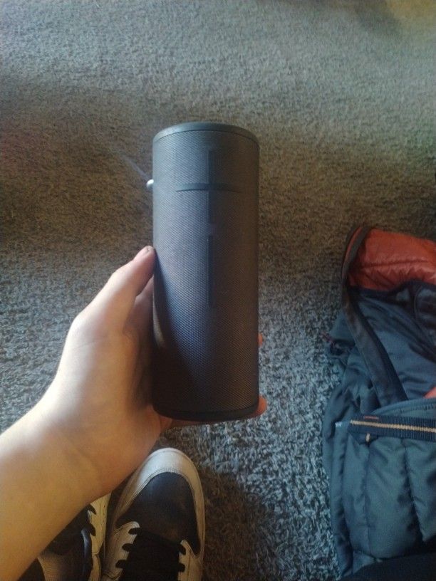 ULTIMATE EARS BOOMBOX 3 MODEL S-00171 PORTABLE BLUETOOTH SPEAKER