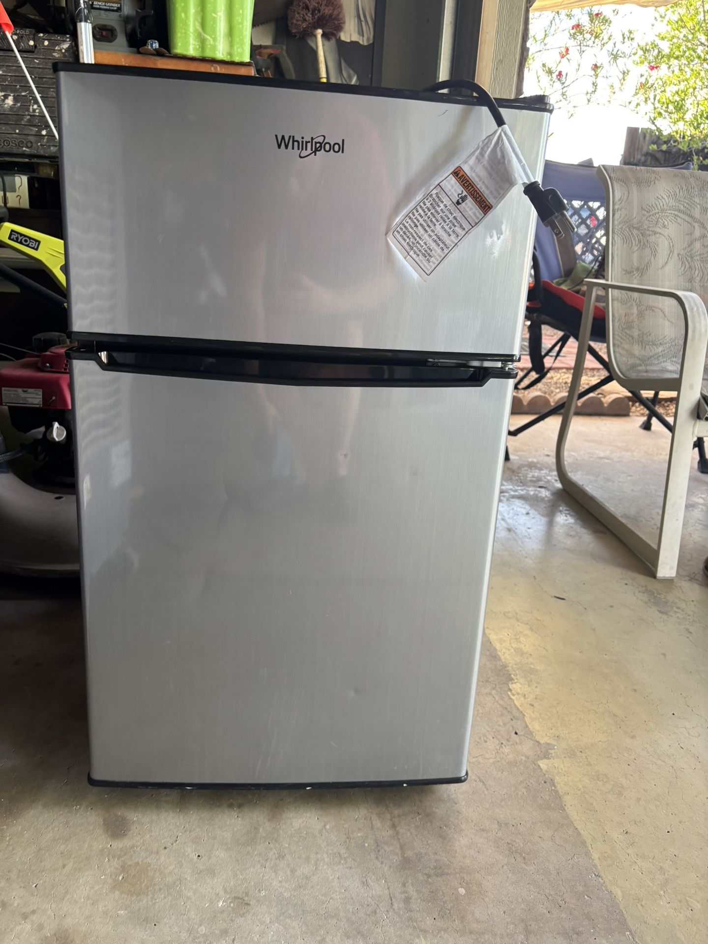 Mini Fridge 