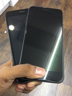 iPhone 8 Plus 64GB/ 256GB AT&T Excellent Condition With Free Charger