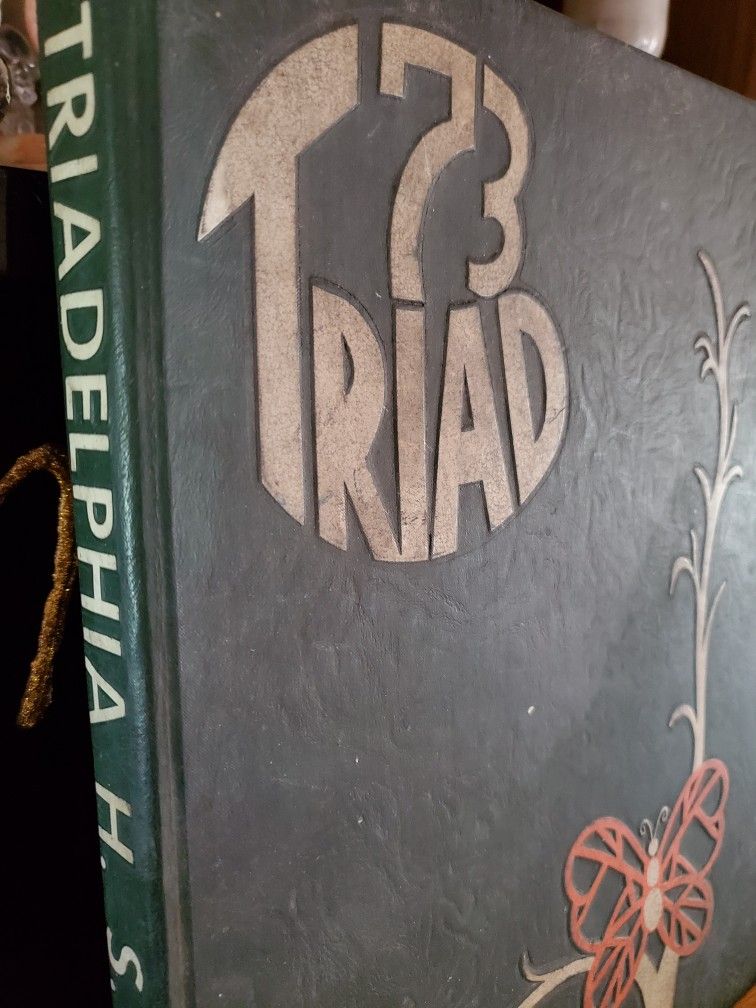 Yearbook 1973 Triadelphia H.S "Triad"