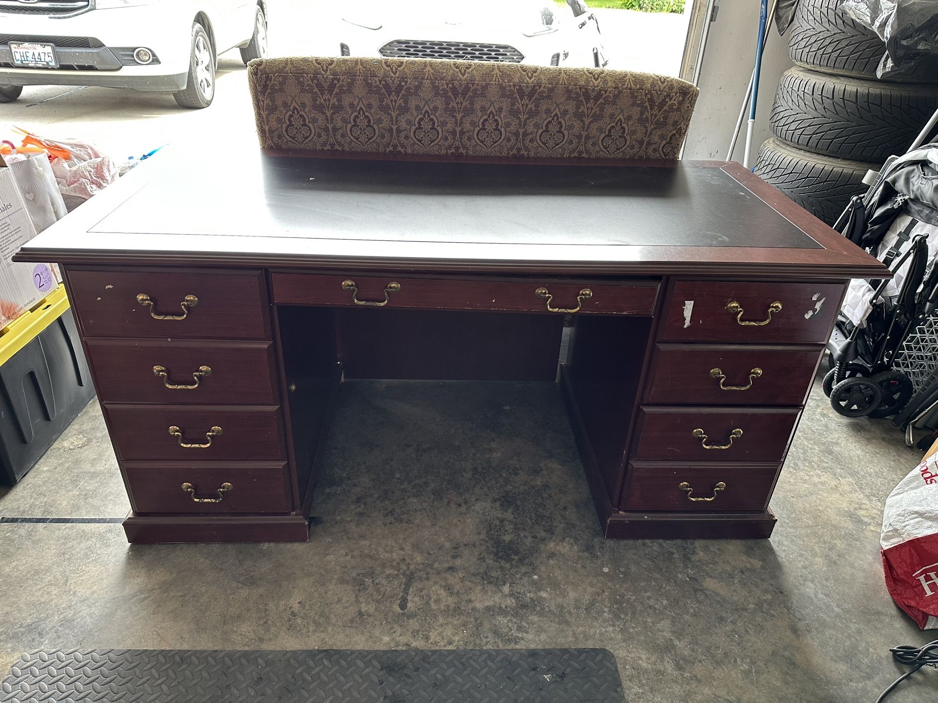 Office Desk