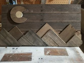 Handmade wood pallet sign