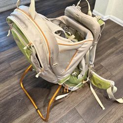 Hiking Baby carrier no sunshade