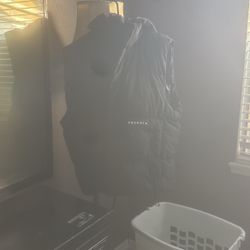 youngla puffer jacket Large