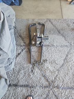 Travel trailer weight dispersing hitch system