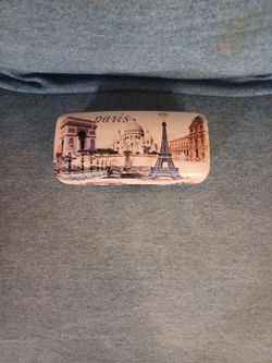 Paris Scene Glasses/Sunglasses Case
