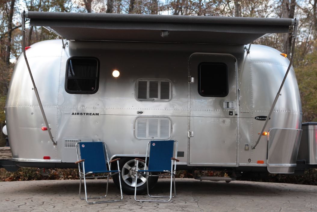 2005 Airstream 19ft. Bambi Trailer