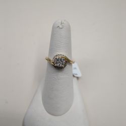 10k Gold Rings 3.3 Grams Size 7 If You Are Interested Please Ask For Maribel Thank You 