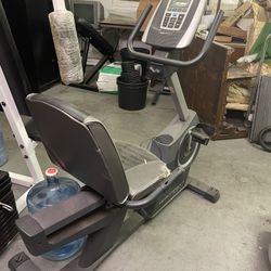 HealthRider Recumbent Exercise Bike for Sale in Compton CA