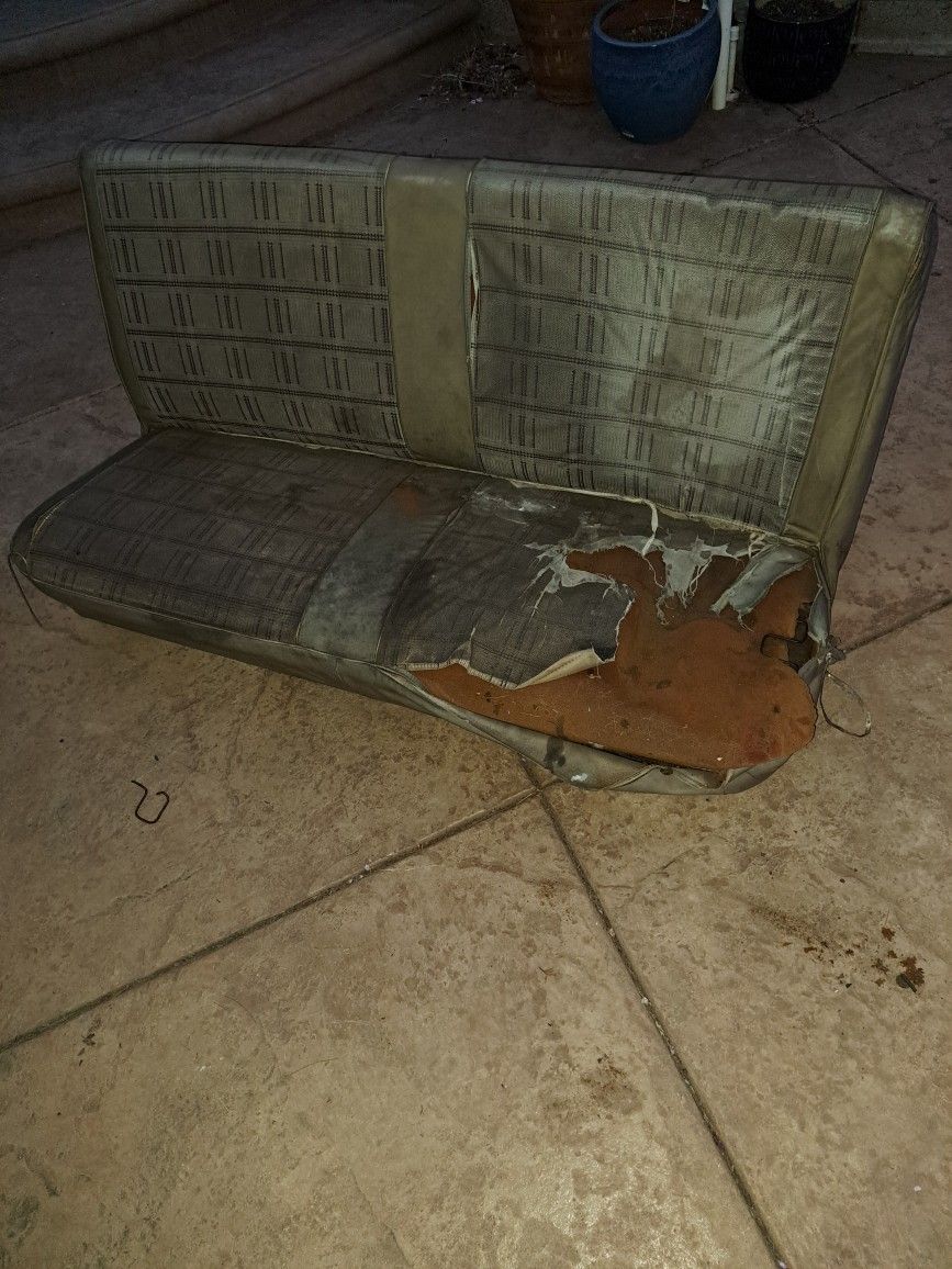 C10 Seat