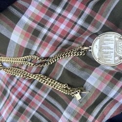 GLD Necklace With Pendant 