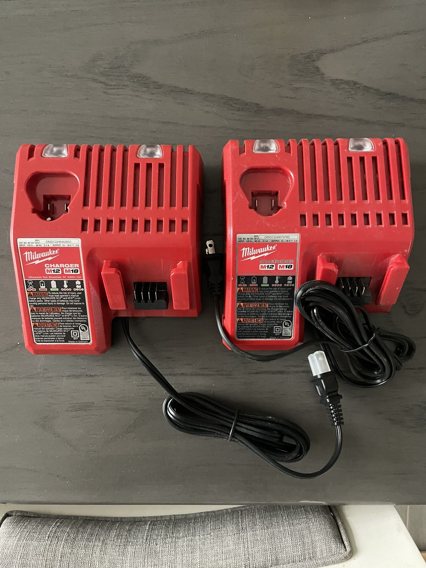 🚨/ 2 M12 and M18 12 Volt/18 Volt Lithium Ion Multi Voltage Battery Charger