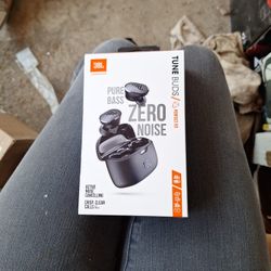 Wireless JBL Headphones 