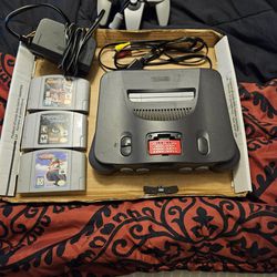 Nintendo 64, 3 Games, And The Red Mission Pack
