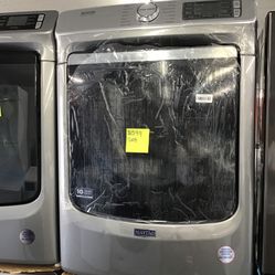 New Scratch And Dent Maytag Front Load Washer And Dryer Set. 1 Year Warranty 