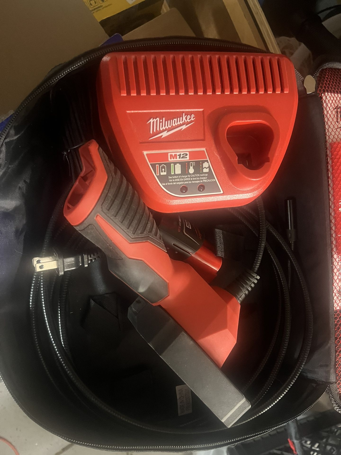 Milwaukee 2324-20 Spector Camera