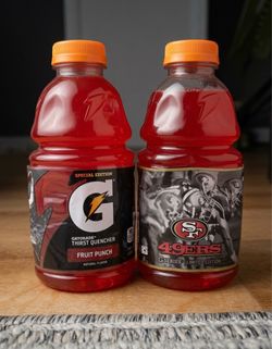 🏈 RARE 49ERS GATORADE FRUIT PUNCH BOTTLES NFL LIMITED EDITION PAIR 🏈