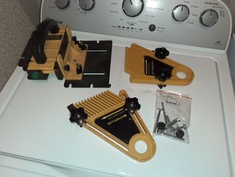 Gripper pushblock and feather boards