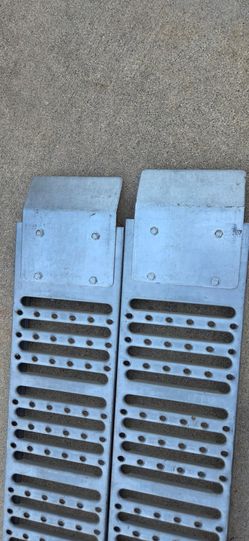 Uhaul ramp set