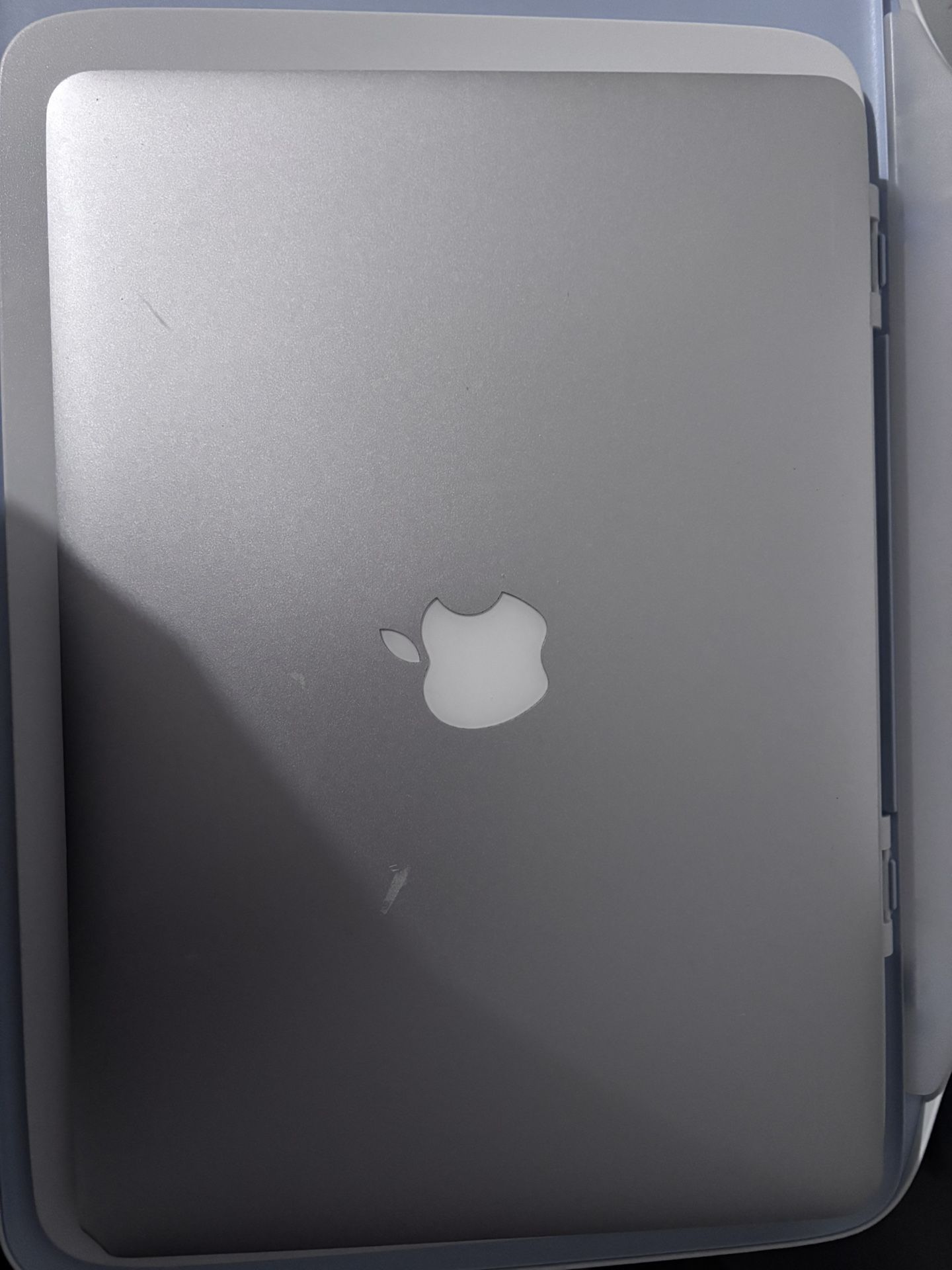2015 Apple MacBook Air