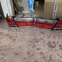 2000 Toyota Crown Tailights