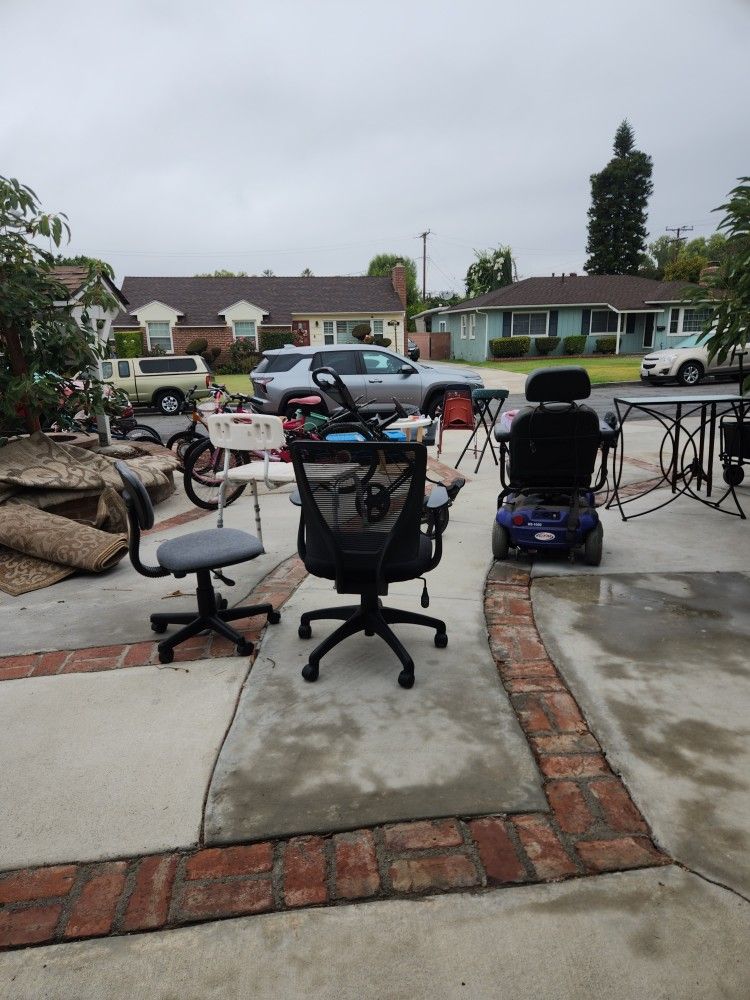 Yard Sale Friday And Saturday 8to4pm Calmosa Whitter Ca90605