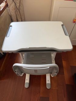 Kids Adjustable Ergonomic Study Desk and Chair Set