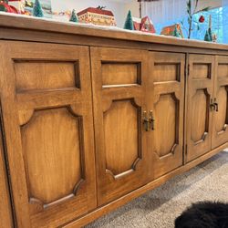 Sideboard/buffet 