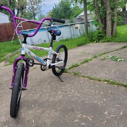 Girls Bike 