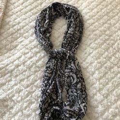 Scarf -  Gray/Black (Long approximately 63” X 20”) New,