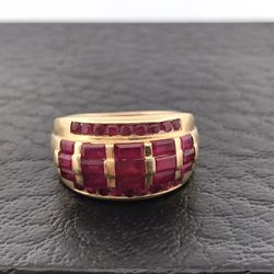 14k Yellow Gold Ruby Ring size 7