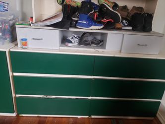 Shelf set