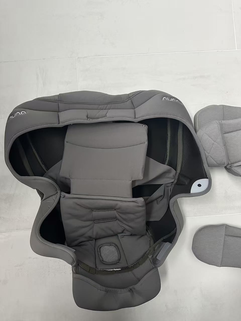 Nuna raza carseat insert